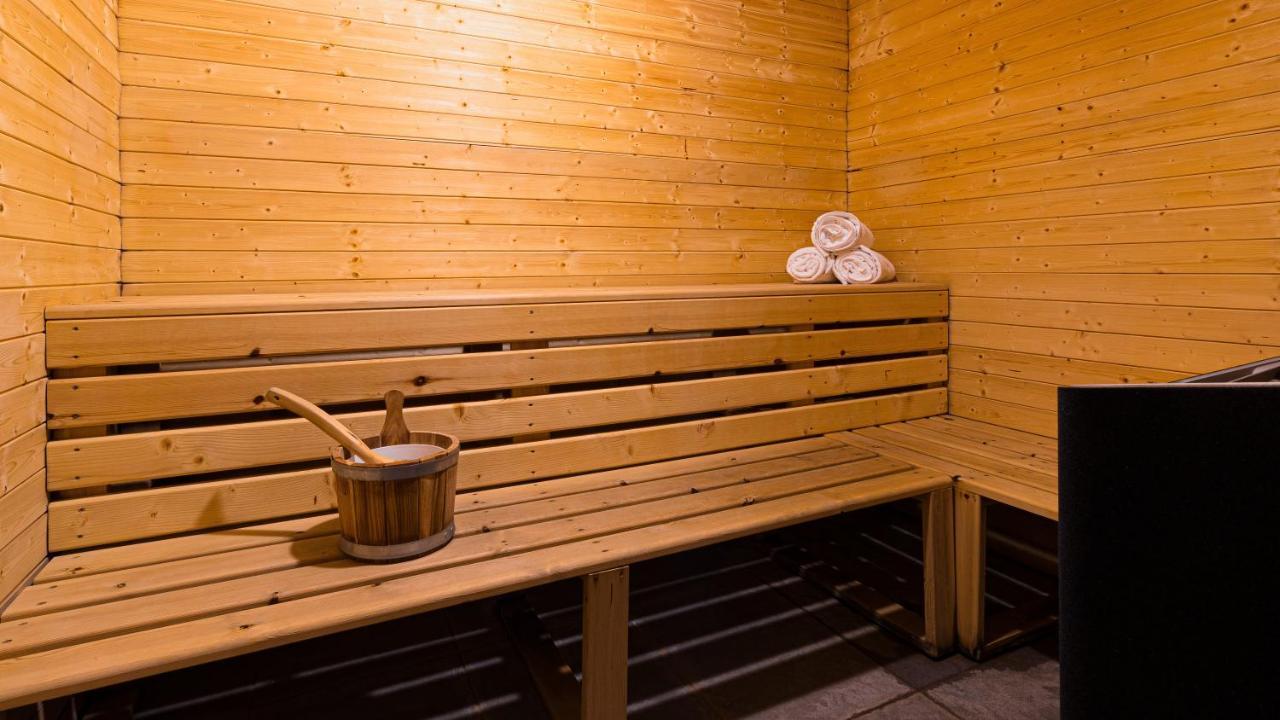 Hotel Carlina By Les Etincelles La Plagne Bagian luar foto