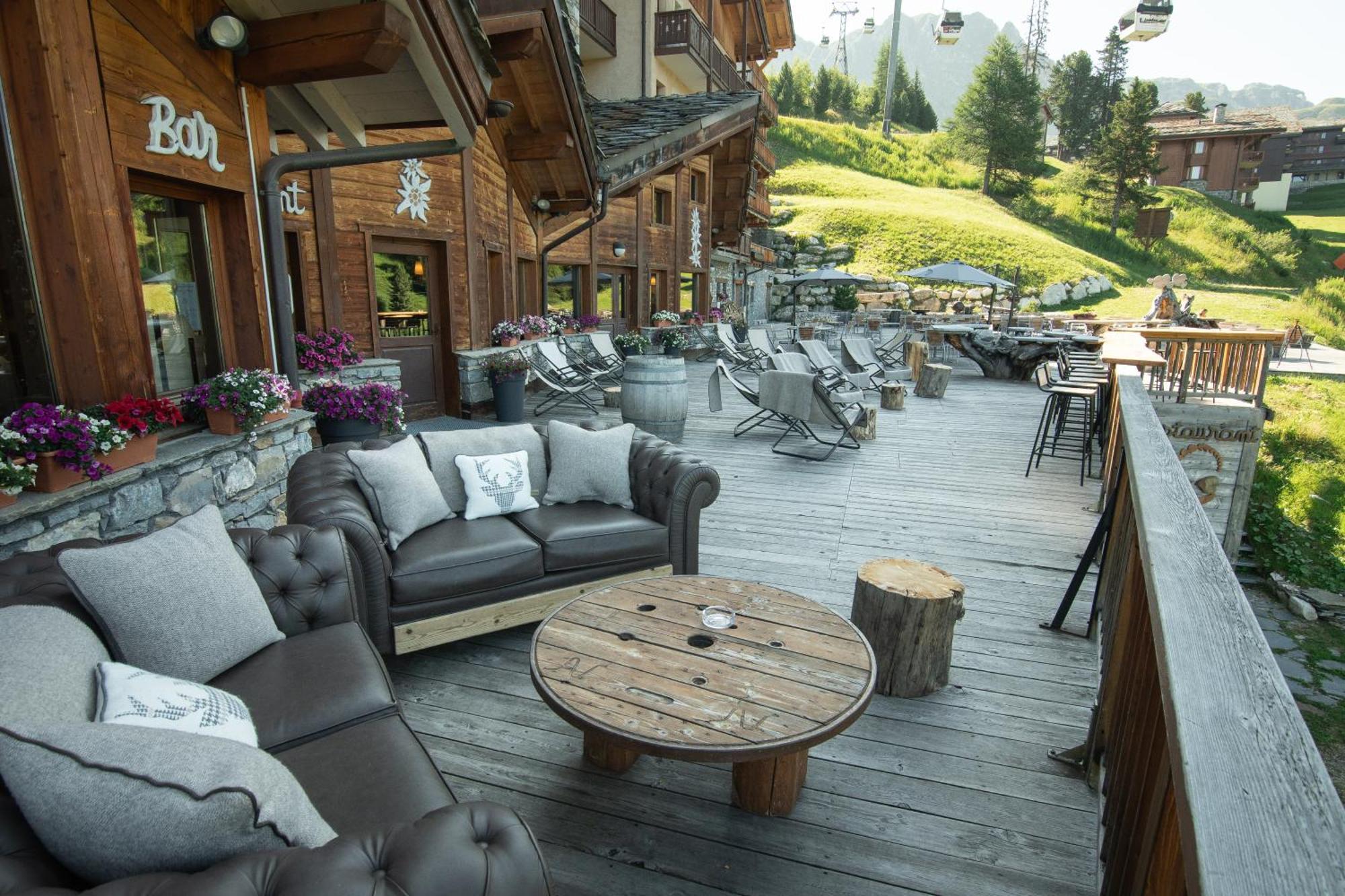 Hotel Carlina By Les Etincelles La Plagne Bagian luar foto